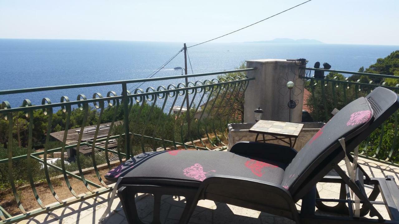 Apartment Vino Sveta Nedelja (Hvar)